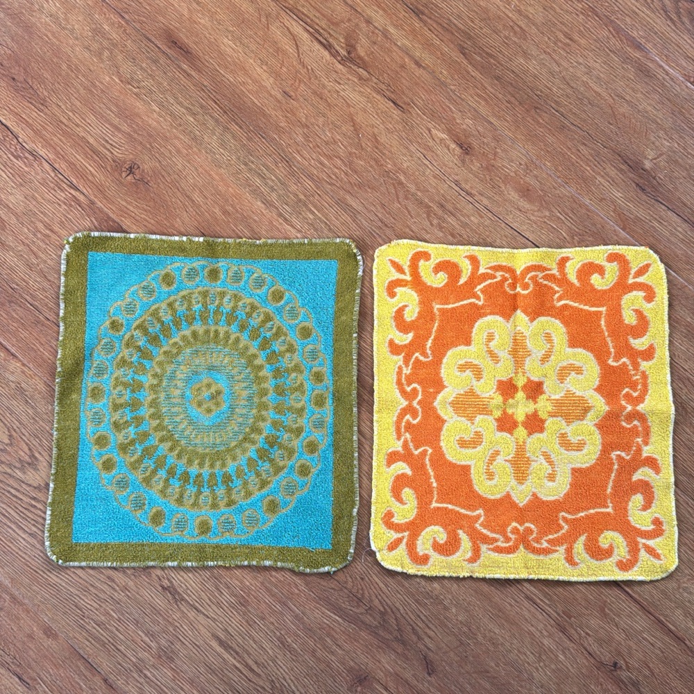 Two vintage hand towel wash cloth terry cloth